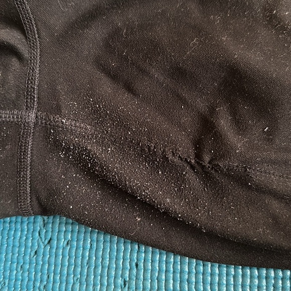 Victoria’s Secret Pink Ultimate Yoga Leggings Black Active Gray Logo Large FLAWS - Picture 11 of 13